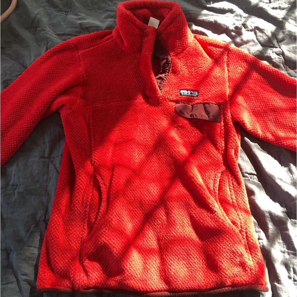 X small Patagonia pullover